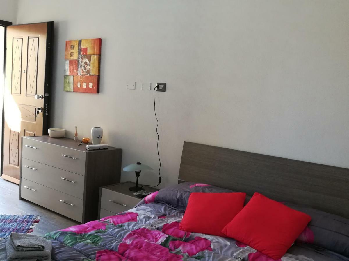 Rooms Loru Sestu Exterior foto
